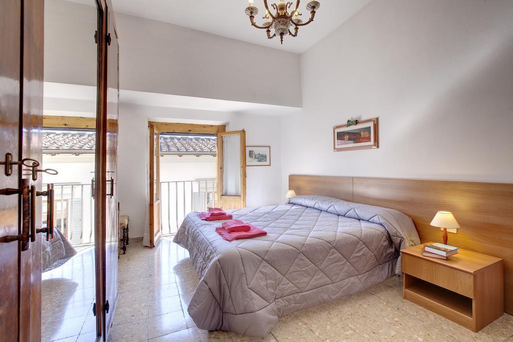 Appartamento Alfanihouse Florens Rum bild